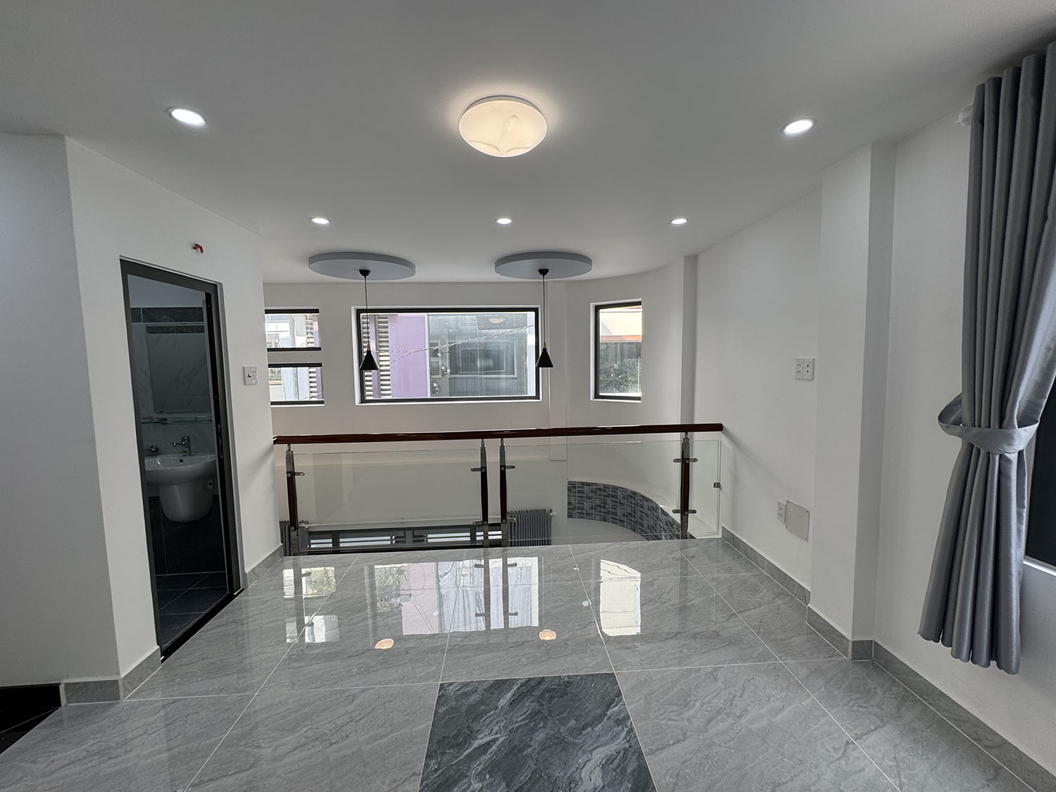 Siêu phẩm biệt thự mini góc 2 mặt tiền, 3 lầu, xây mới 100%, hẻm đẹp khu cao cấp Lê Văn Sỹ, Quận 3